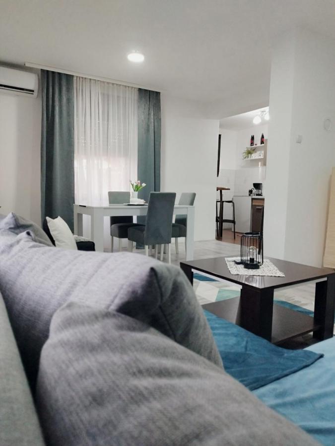 Sami Apartman Ni Dış mekan fotoğraf